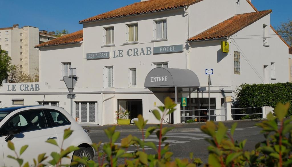 Hotel Le Crab Angoulême Esterno foto